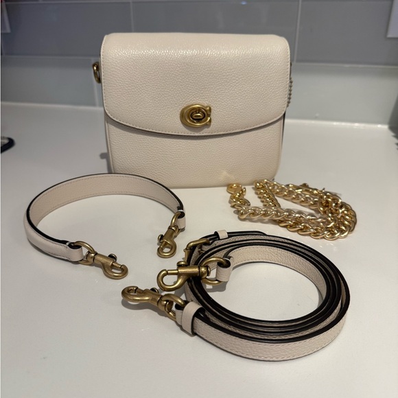 Coach Cassie 19 WITH CHAIN INCLUDED • (Chaulk/White) • (Like New) - Picture 1 of 8